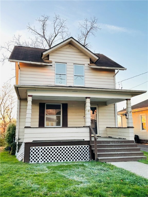 Property Photo:  1056 Adams St  PA 16101 