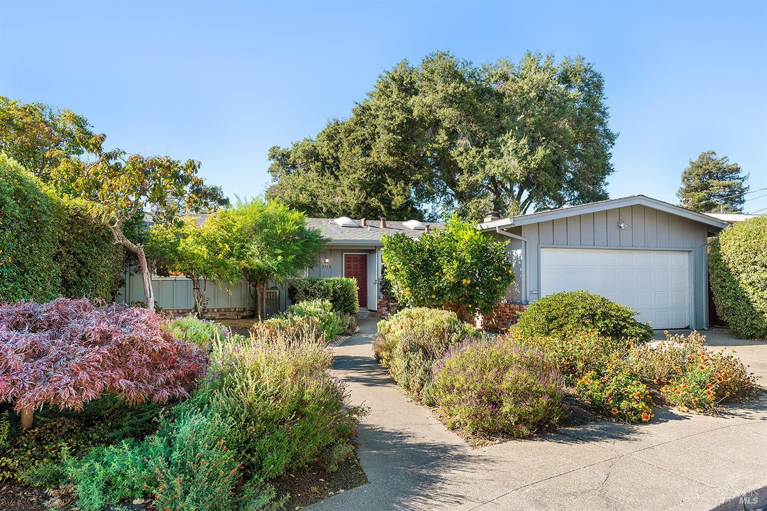 Property Photo:  2113 Harris Court  CA 95401 