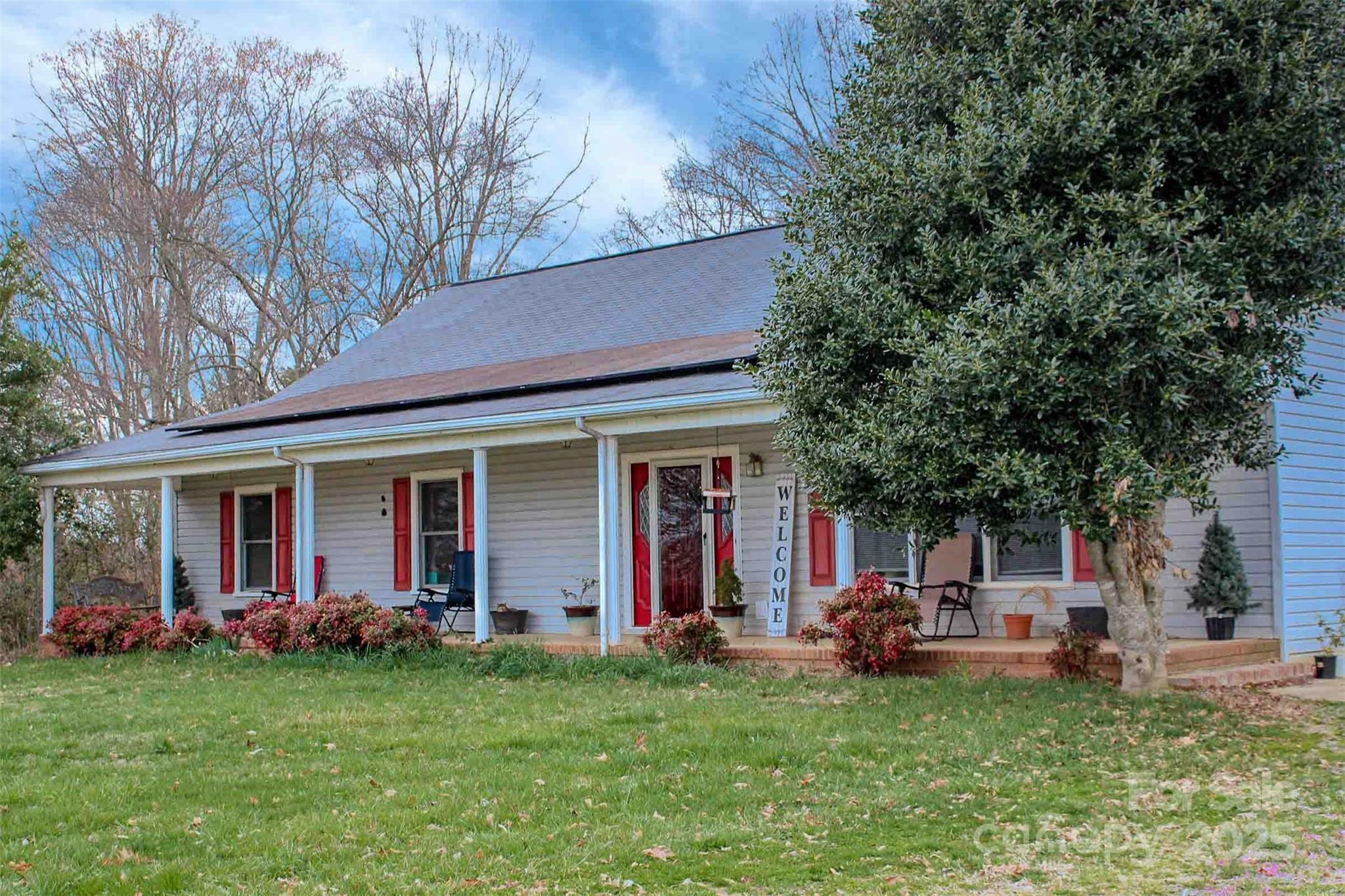 Property Photo:  605 Lynch Road  NC 28092 