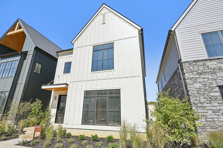 Property Photo: 2841 Katmai Drive OH 43228
