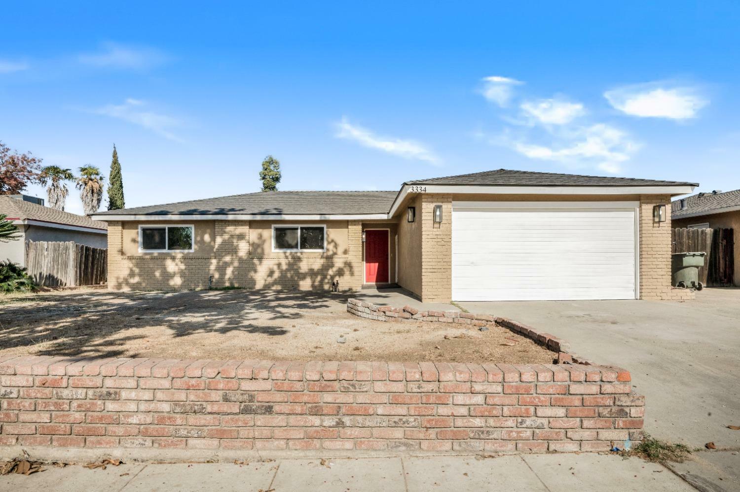 Property Photo:  3334 W Indianapolis Avenue  CA 93722 