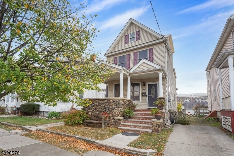 Property Photo: 22 Warren Ave NJ 07204