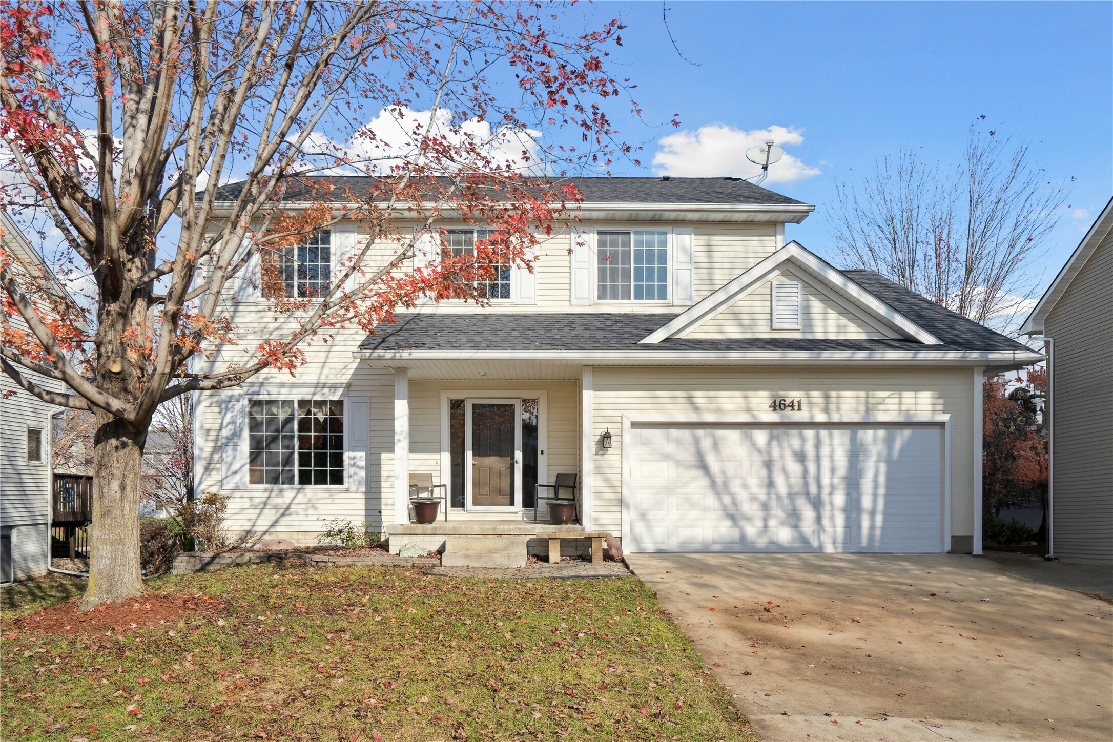 4641 Meadow Valley Drive  West Des Moines IA 50265 photo