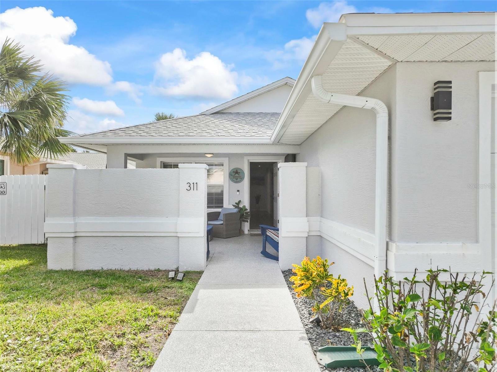 Property Photo:  311 N 7th Street  FL 32136 