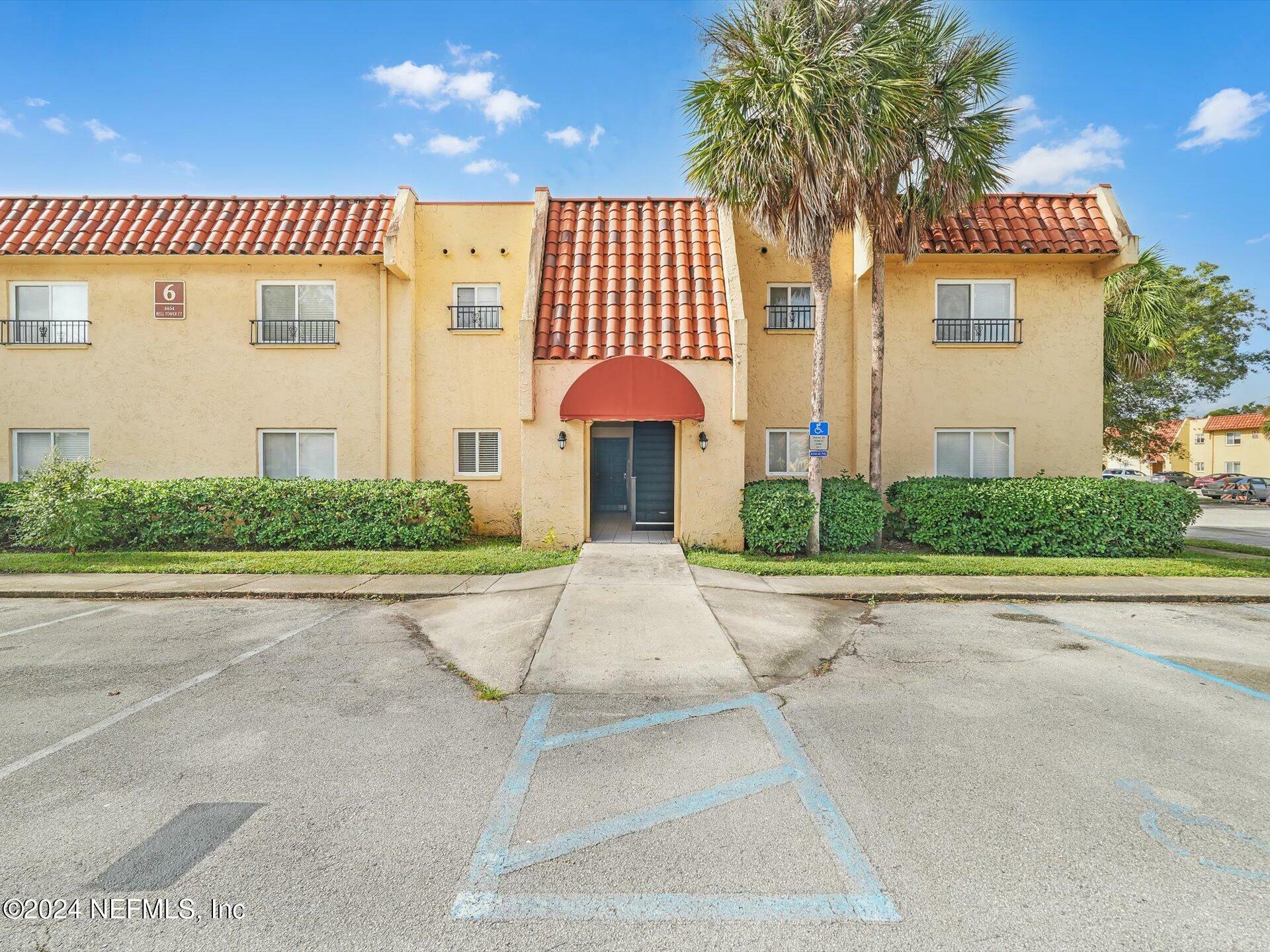 Property Photo:  6654 Bell Tower Court 8  FL 32217 