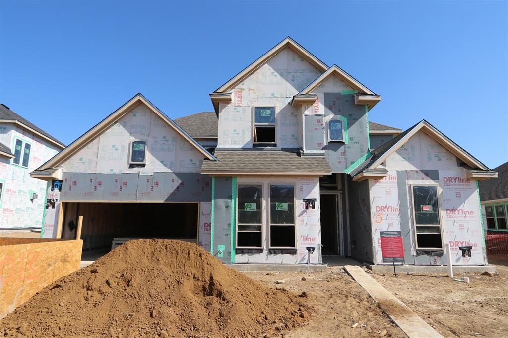 Property Photo: 2013 Algardi Drive TX 75068