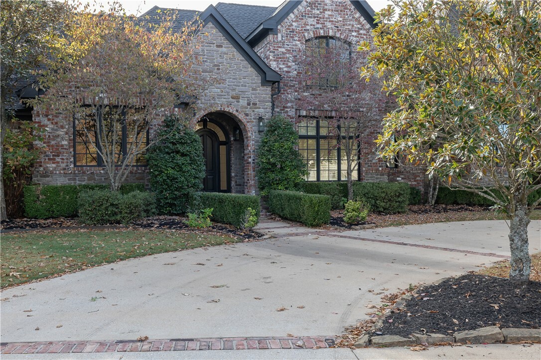 Property Photo:  4921 Clear Creek Boulevard  AR 72704 