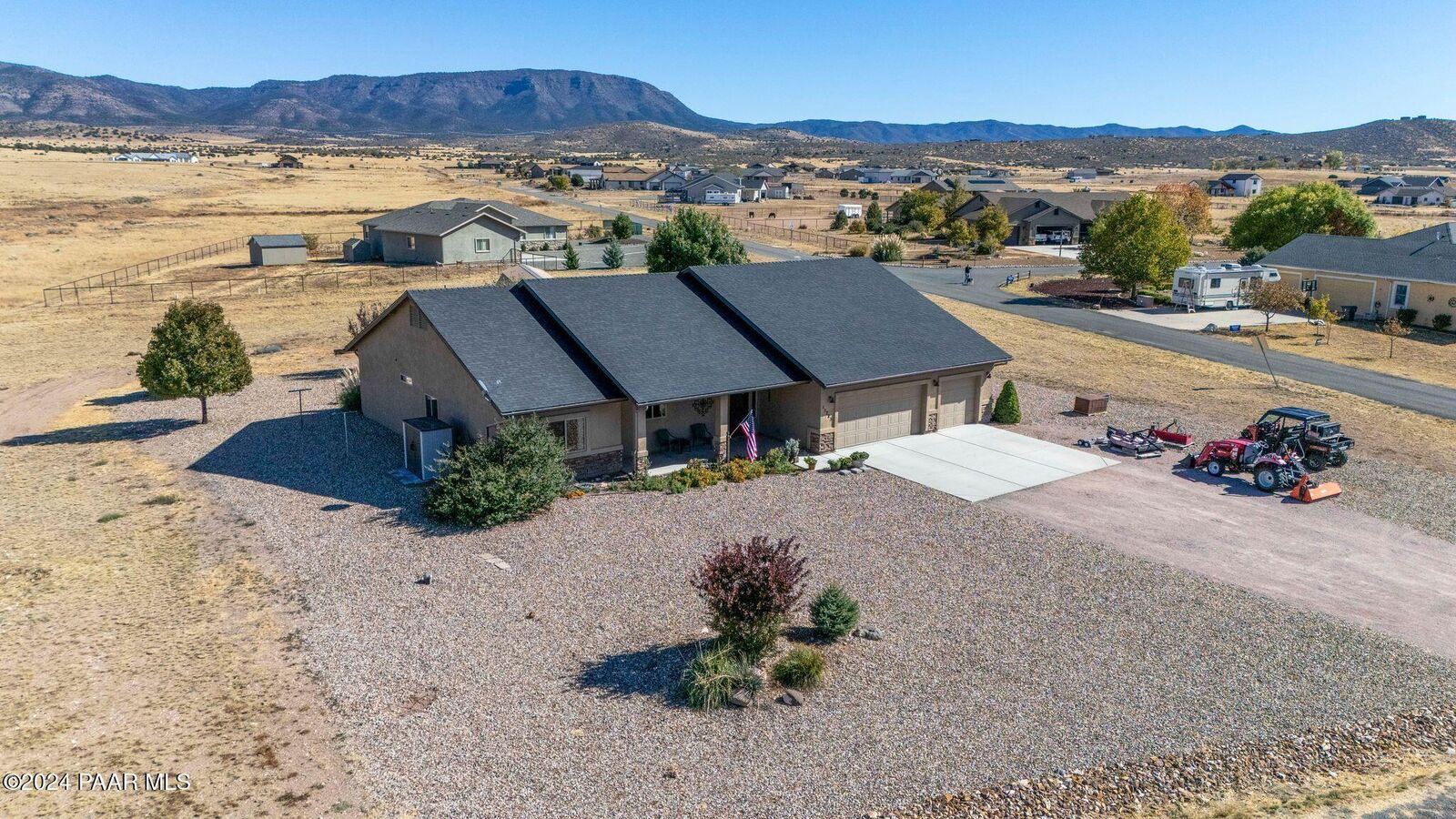 Property Photo: 11783 N Macfarlane Way AZ 86315