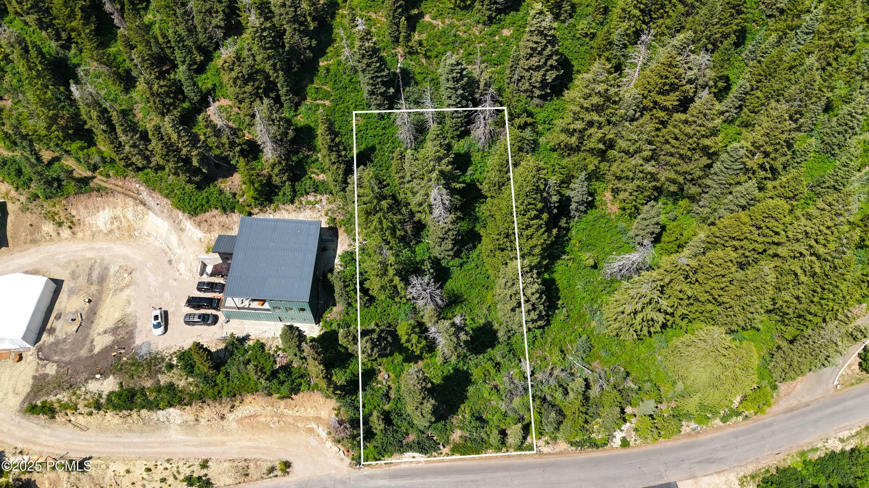 Property Photo:  385 Upper Evergreen Drive  UT 84098 