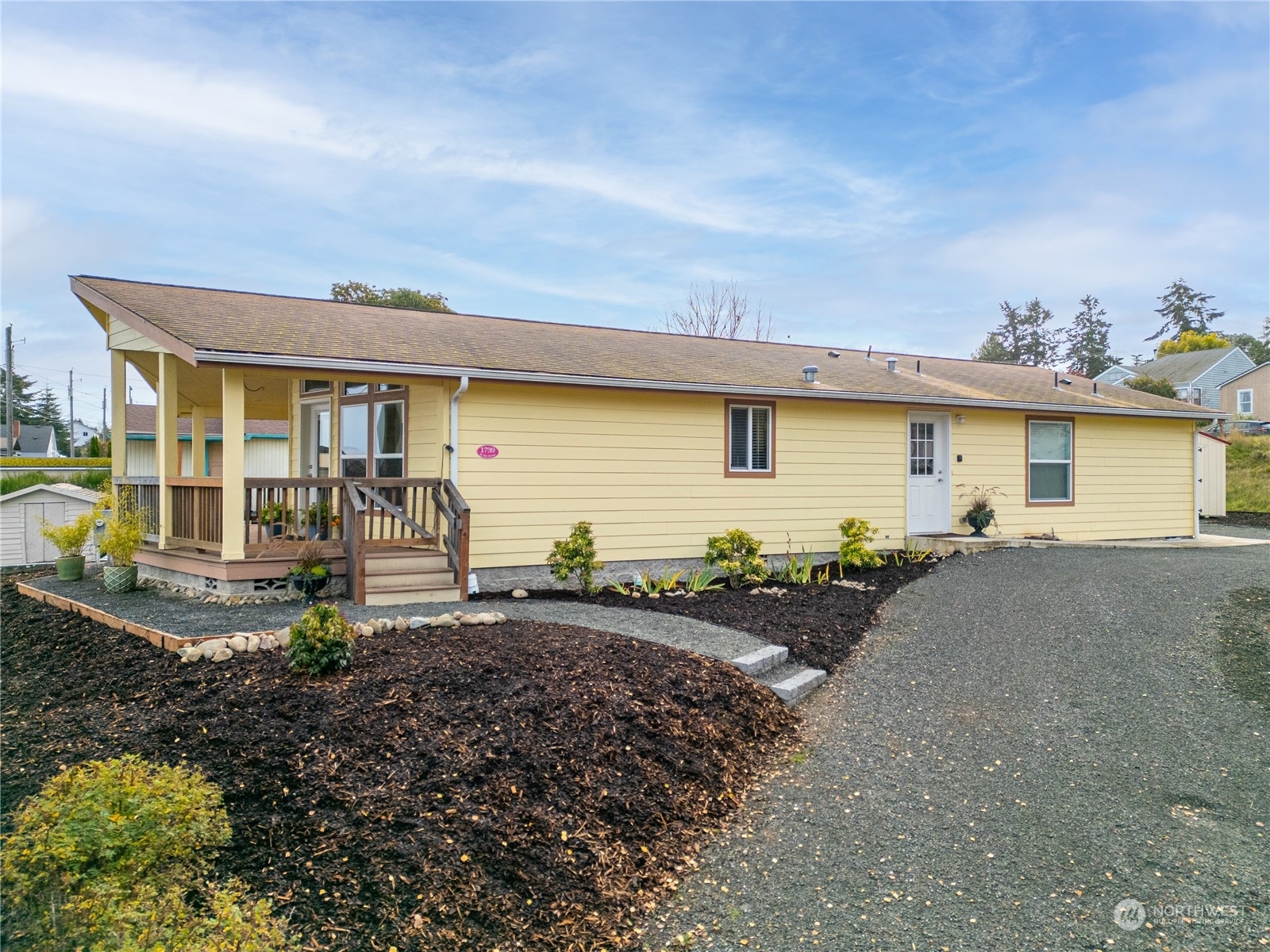 Property Photo: 1739 W 5th Street WA 98363
