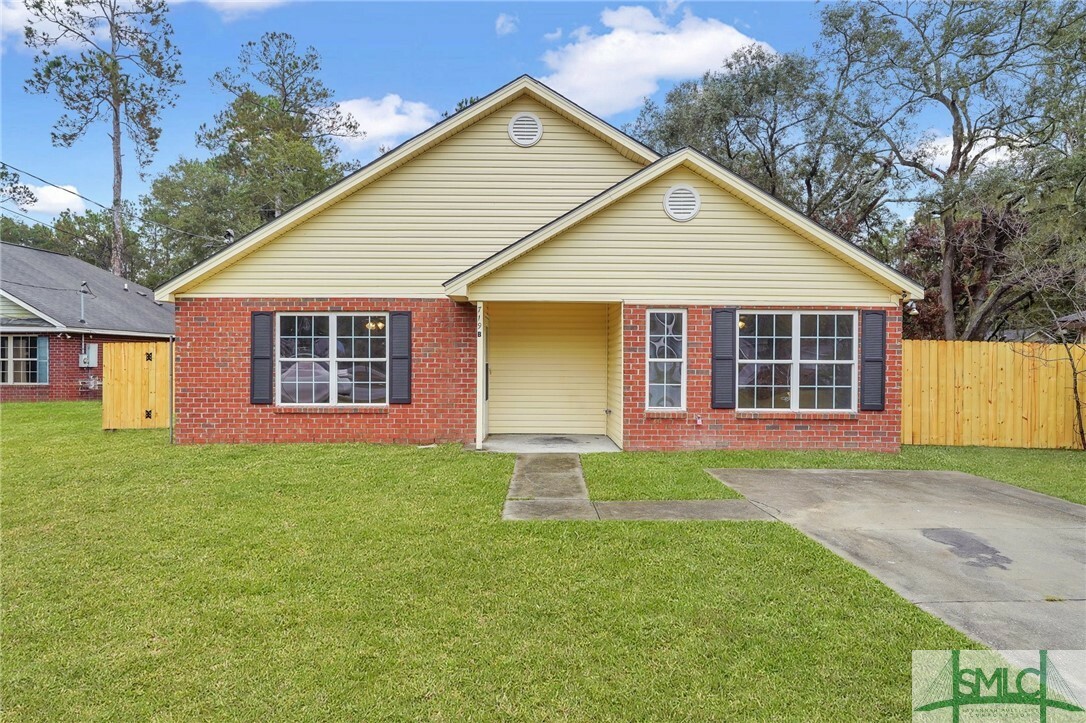 Property Photo:  719 Lee Road B  GA 31313 