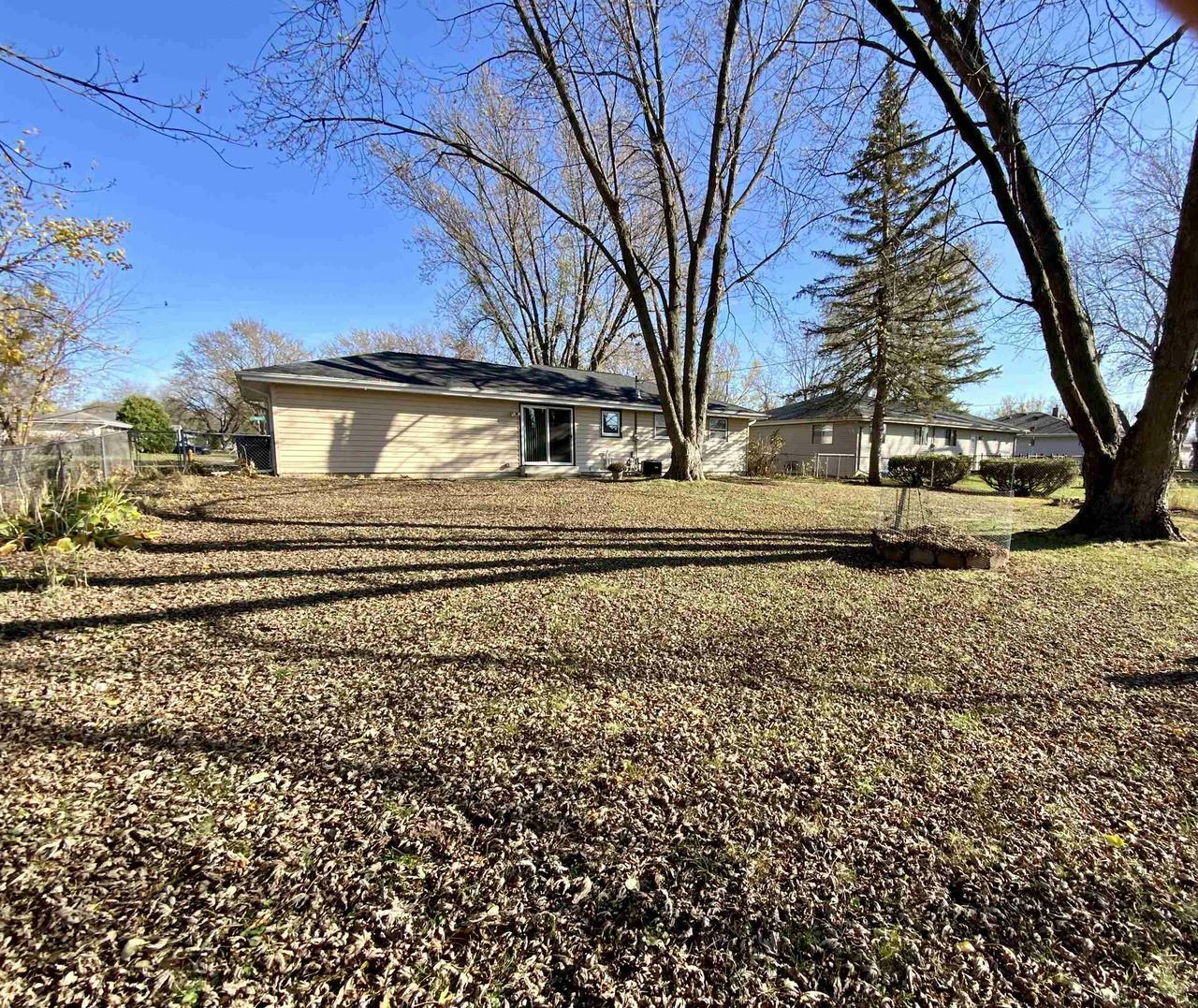 Property Photo:  2024 South Walnut Street  WI 53546 