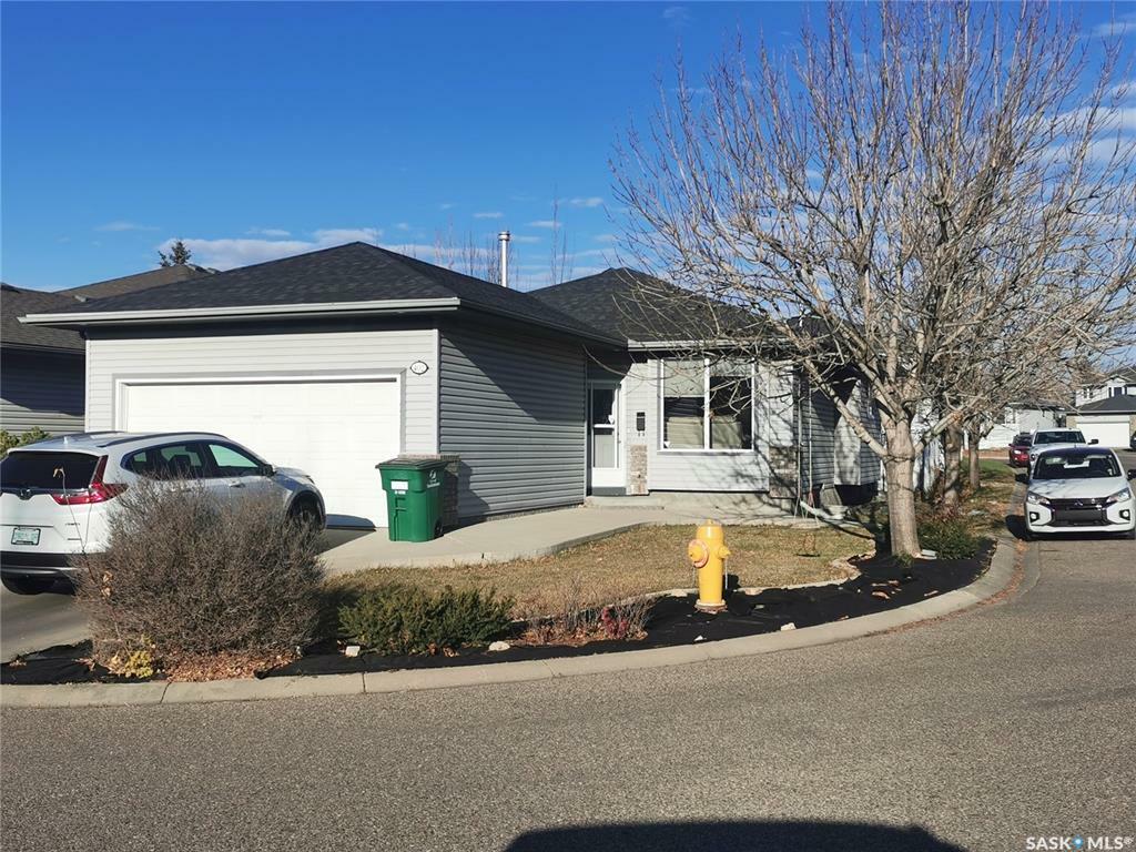 402 Buckwold Cove  Saskatoon SK S7N 4V9 photo