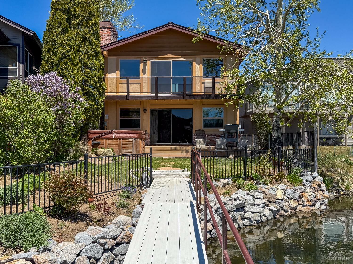 Property Photo: 1886 Cascade Court CA 96150
