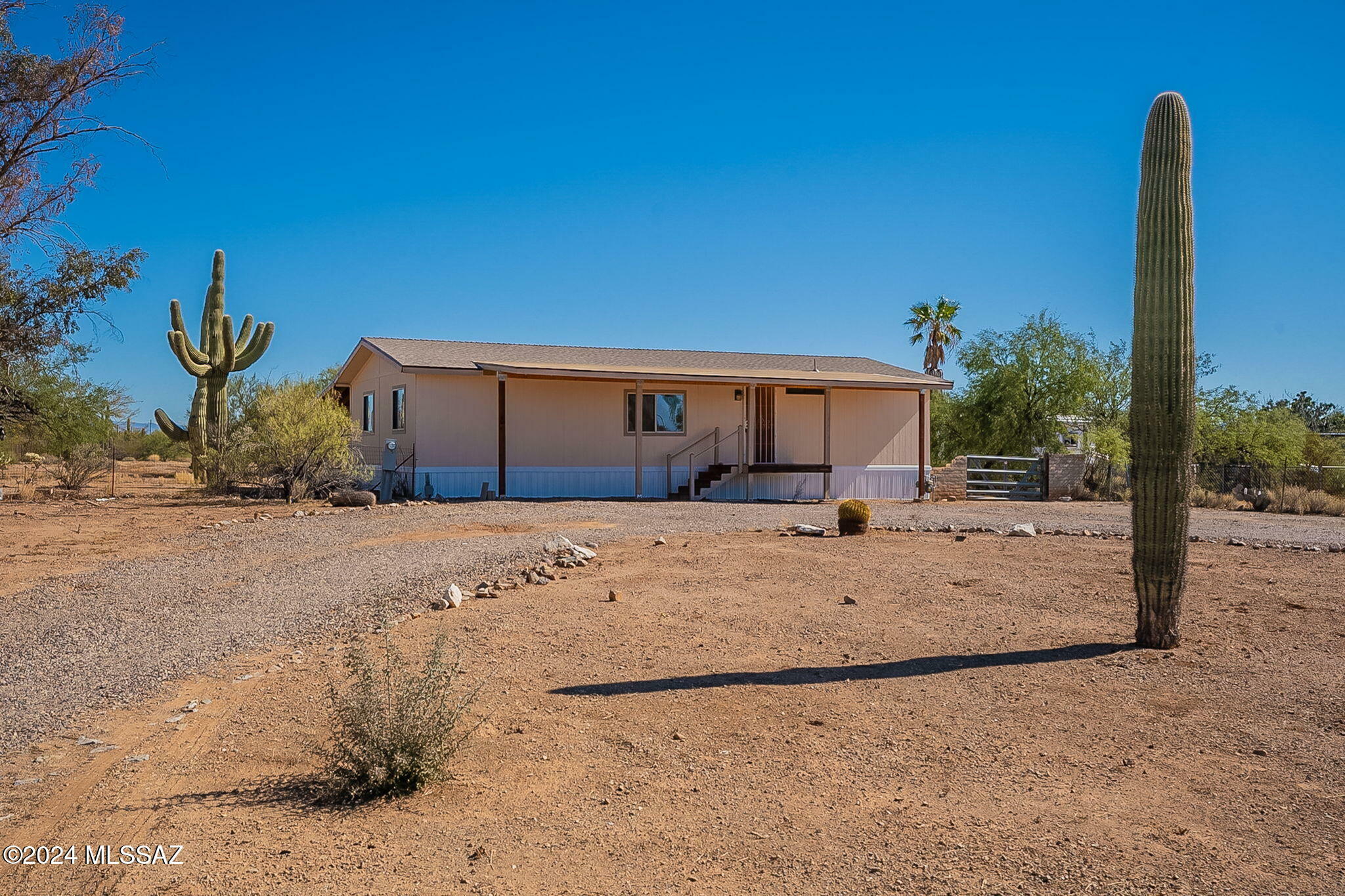 Property Photo:  3905 S Calico Lane  AZ 85735 