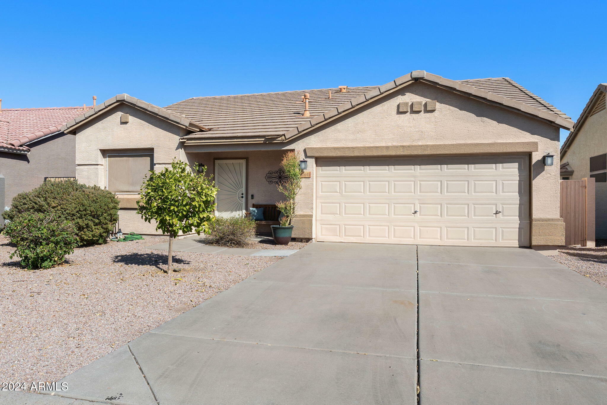 Property Photo:  30615 N Maple Chase Drive  AZ 85143 