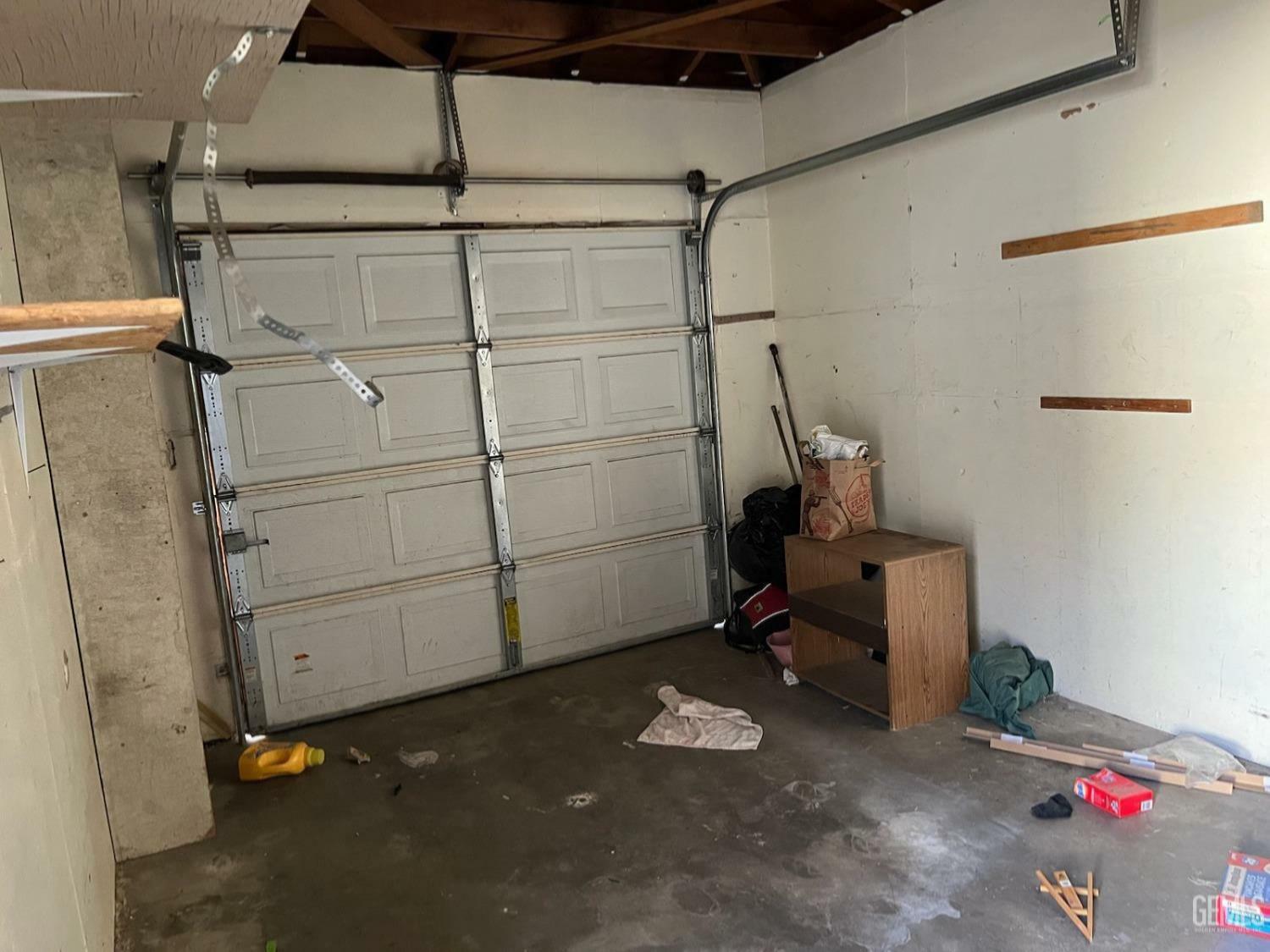 Property Photo: 2211 O Street CA 93301