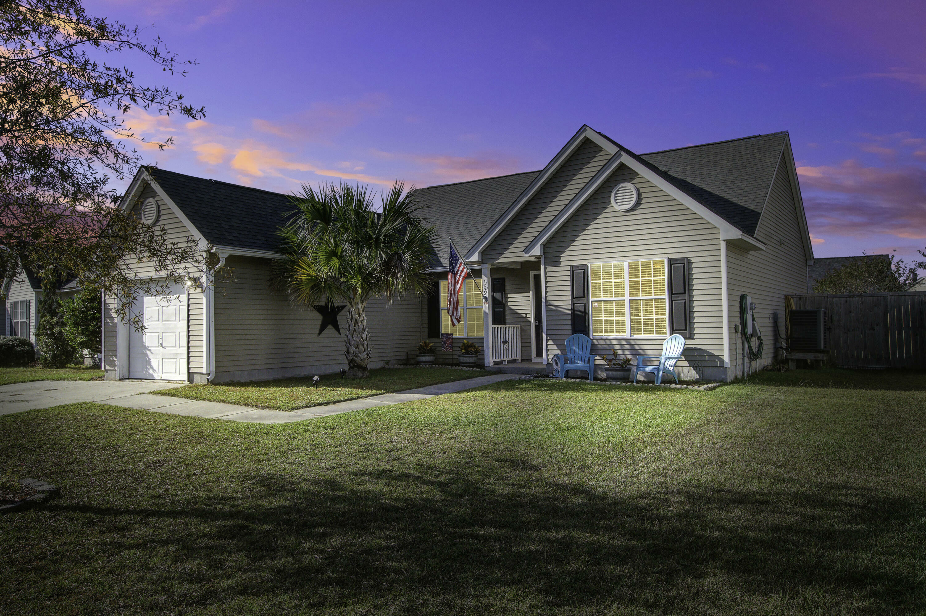 Property Photo:  109 Dovetail Circle  SC 29483 