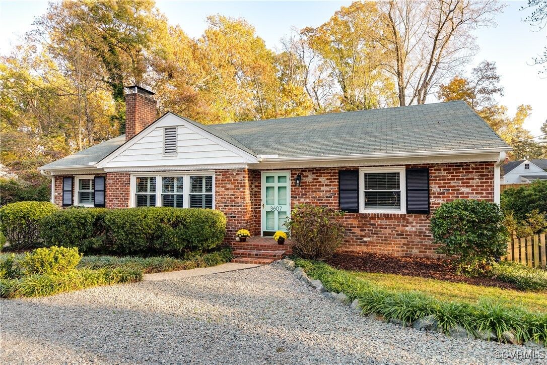 Property Photo:  3607 Pinebrook Drive  VA 23225 