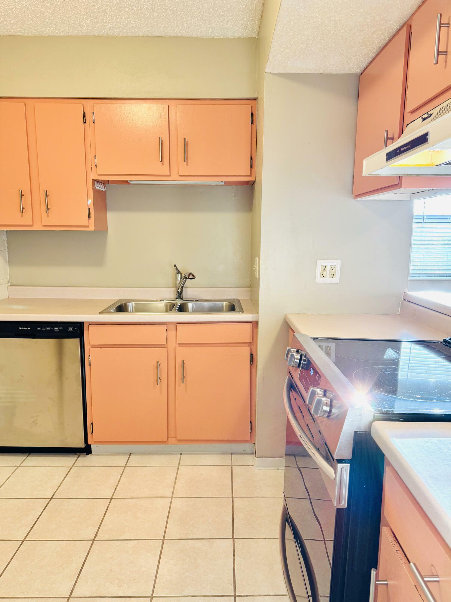 Property Photo:  4000 Gulf Terrace Drive Unit 226  FL 32541 