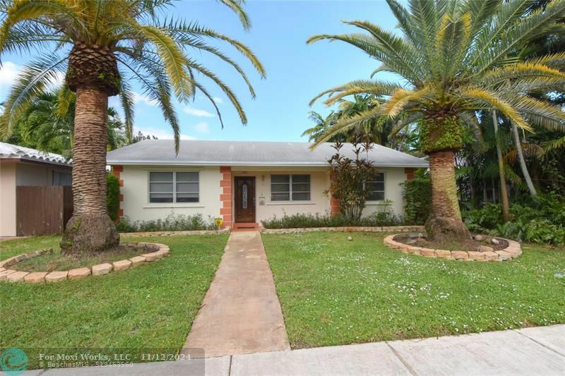 Property Photo:  1657 Madison St  FL 33020 