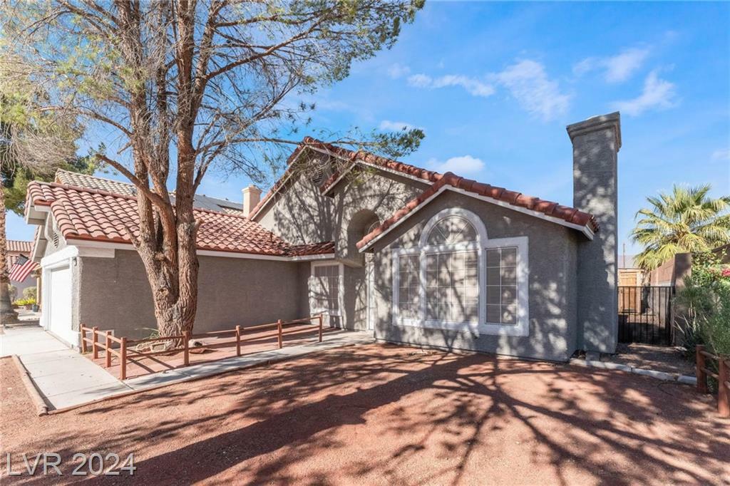 Property Photo:  1528 Santa Lucia Drive  NV 89031 