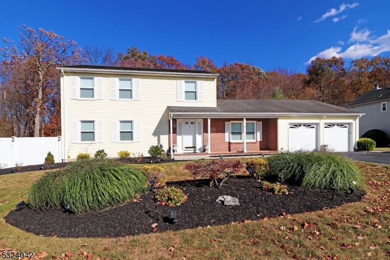 Property Photo:  16 Fox Run Dr  NJ 07936 