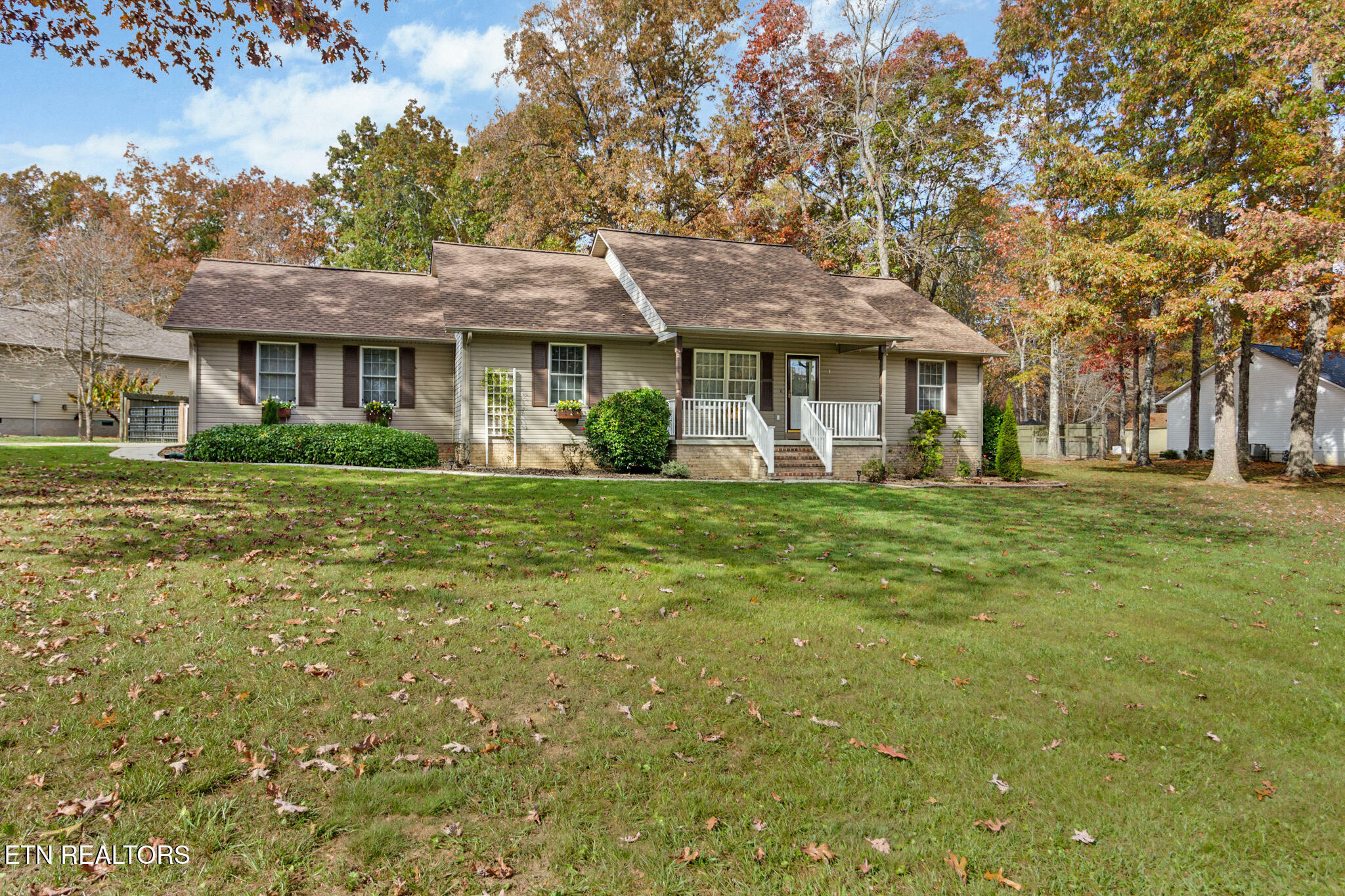 Property Photo:  962 Mockingbird Drive  TN 38555 