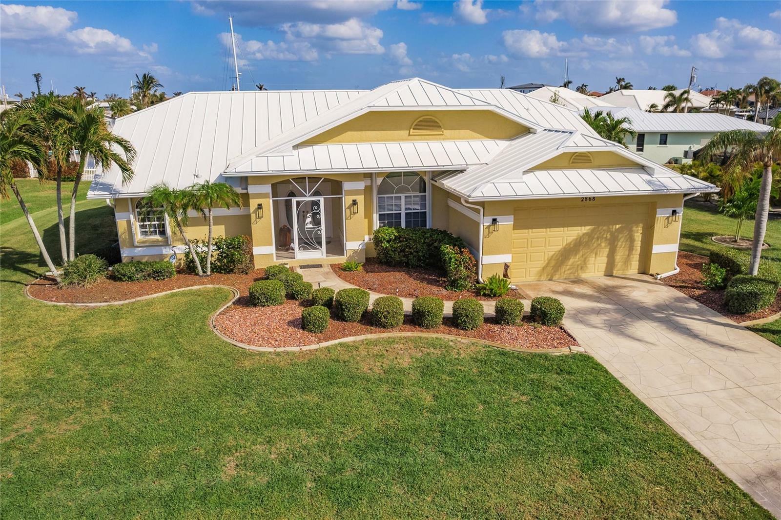 Property Photo: 2868 Coral Way FL 33950