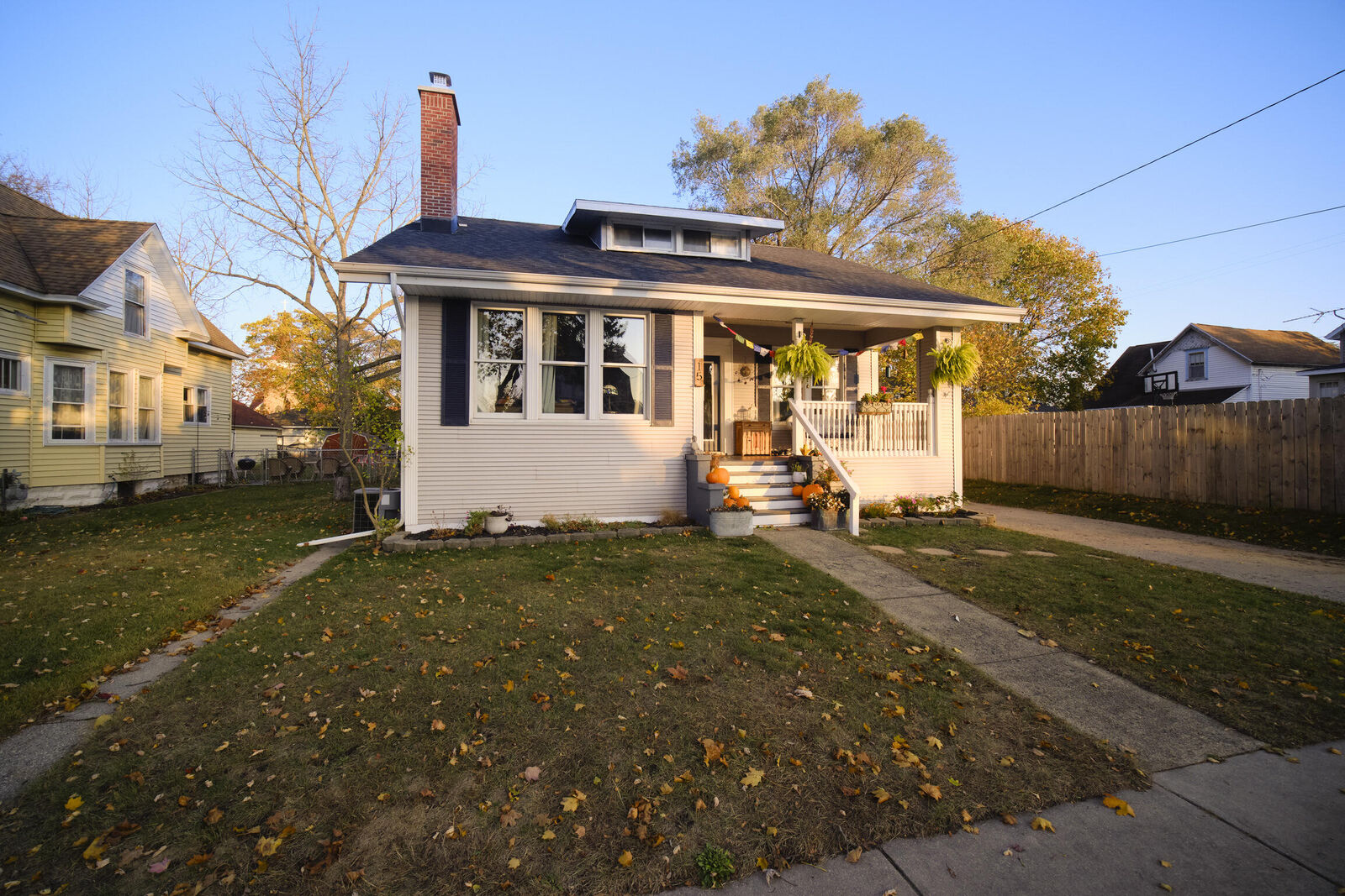 Property Photo:  15 Lynn Court  MI 49660 