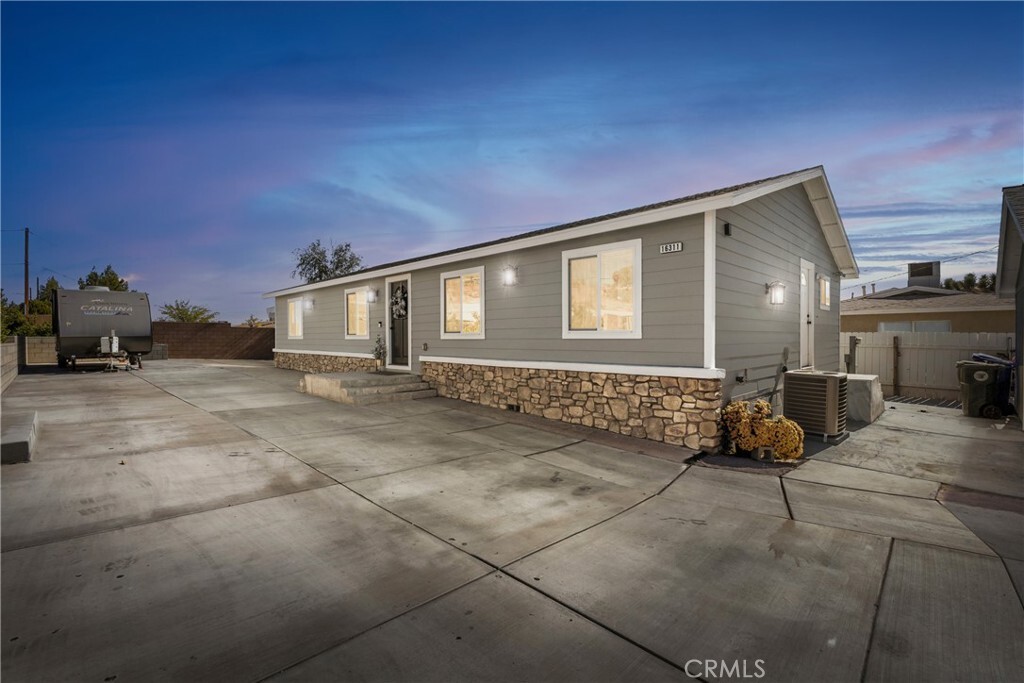 Property Photo:  16311 Seneca Road  CA 92395 