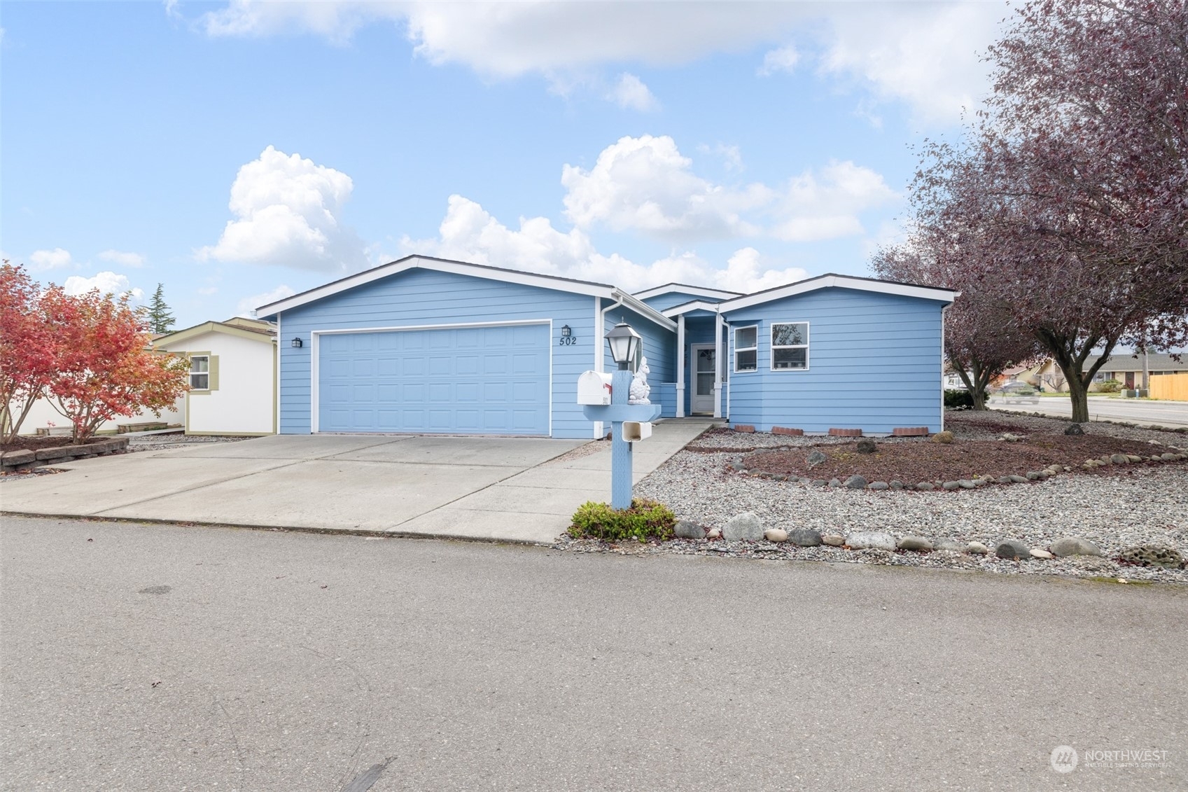 Property Photo:  502 N 7th Avenue  WA 98382 