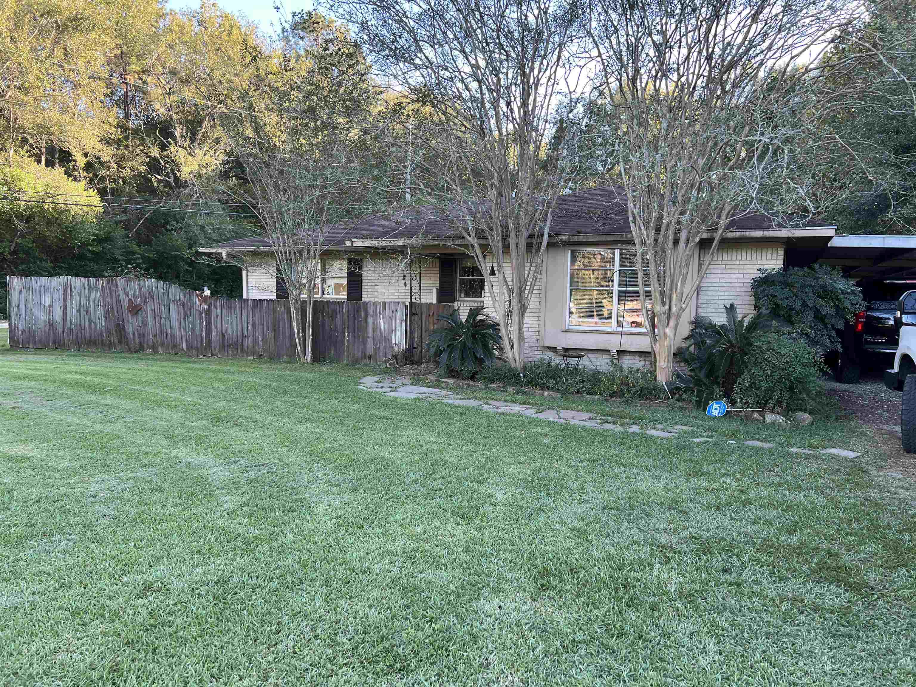 Property Photo:  1105 Roosevelt Dr  TX 77656 