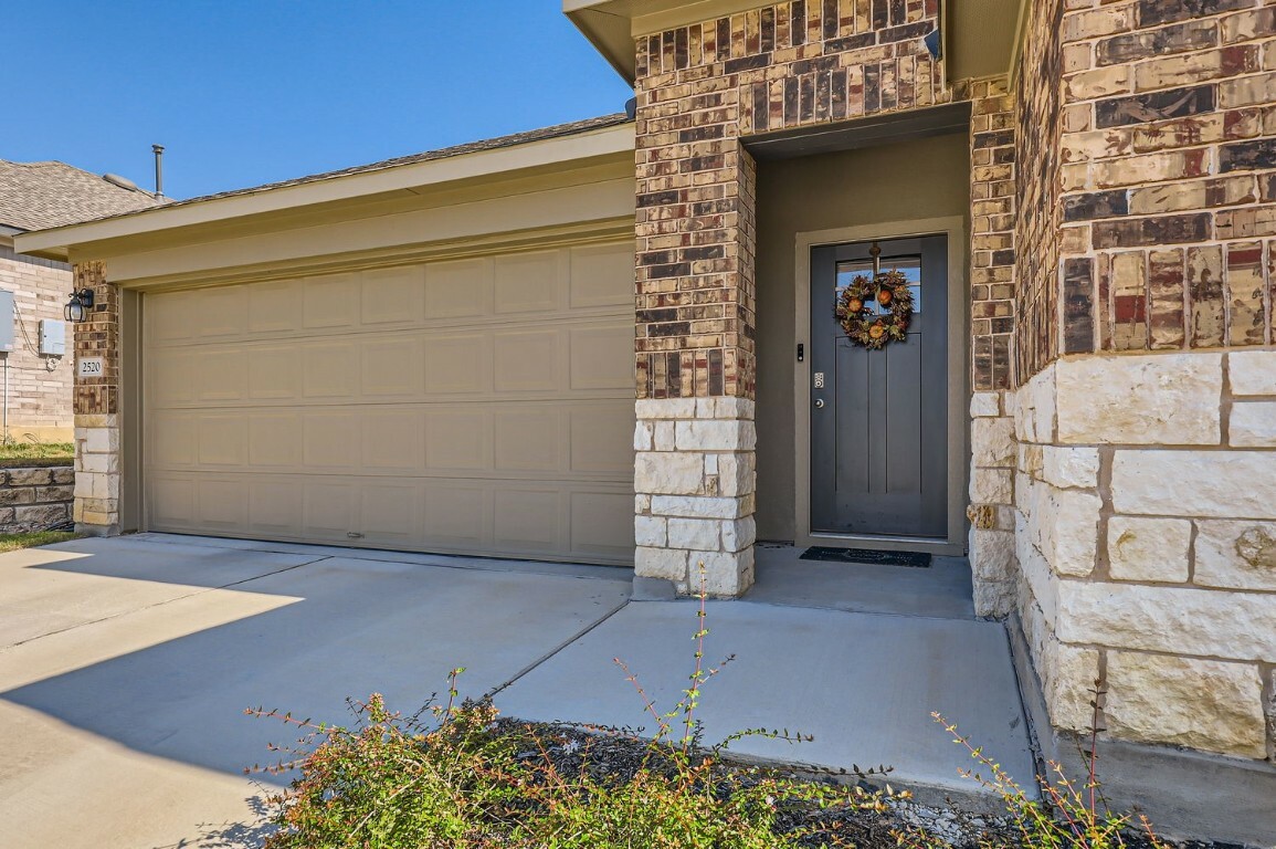 Property Photo:  2520 Indian Clover Trail  TX 78641 