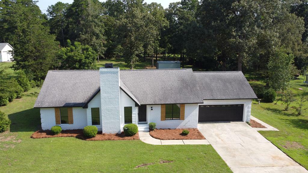 Property Photo:  204 W Martindale Drive  GA 31721 