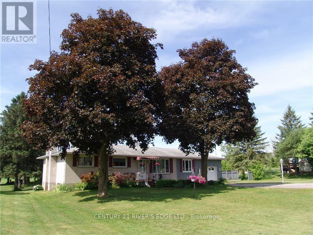 Property Photo: 3090 County Rd 29 ON K6V 5T4