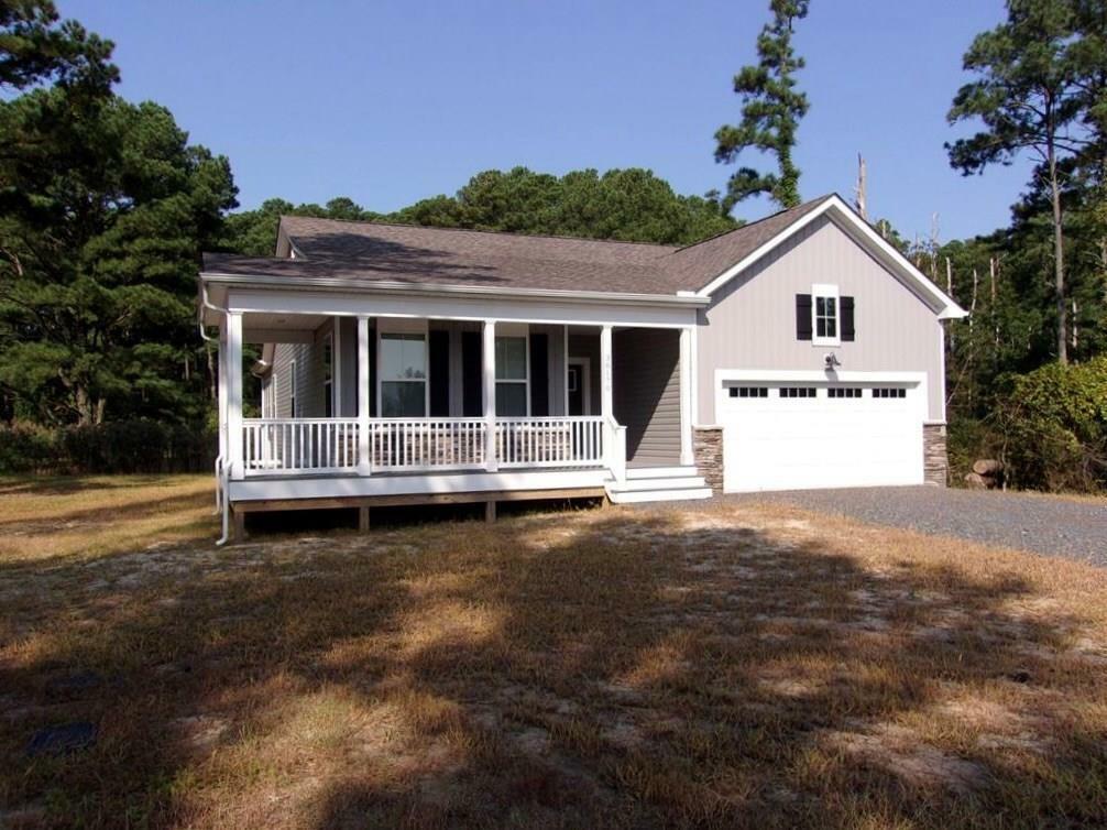 Property Photo: 38170 Castaway Dr VA 23356