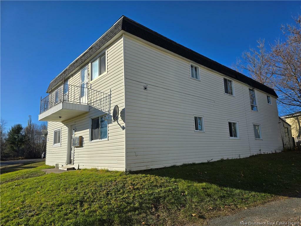 Property Photo:  674 - 688 Appleby  NB E2L 3L4 