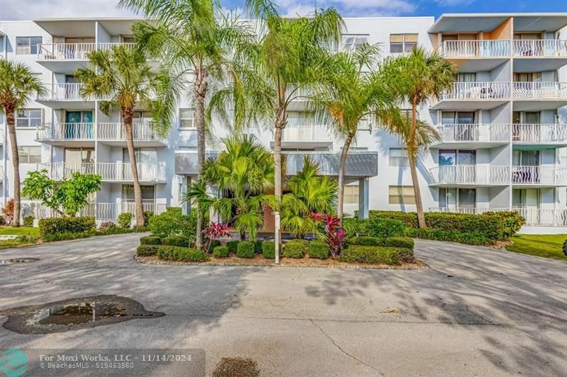 470 Executive Center Dr 2-A  West Palm Beach FL 33401 photo