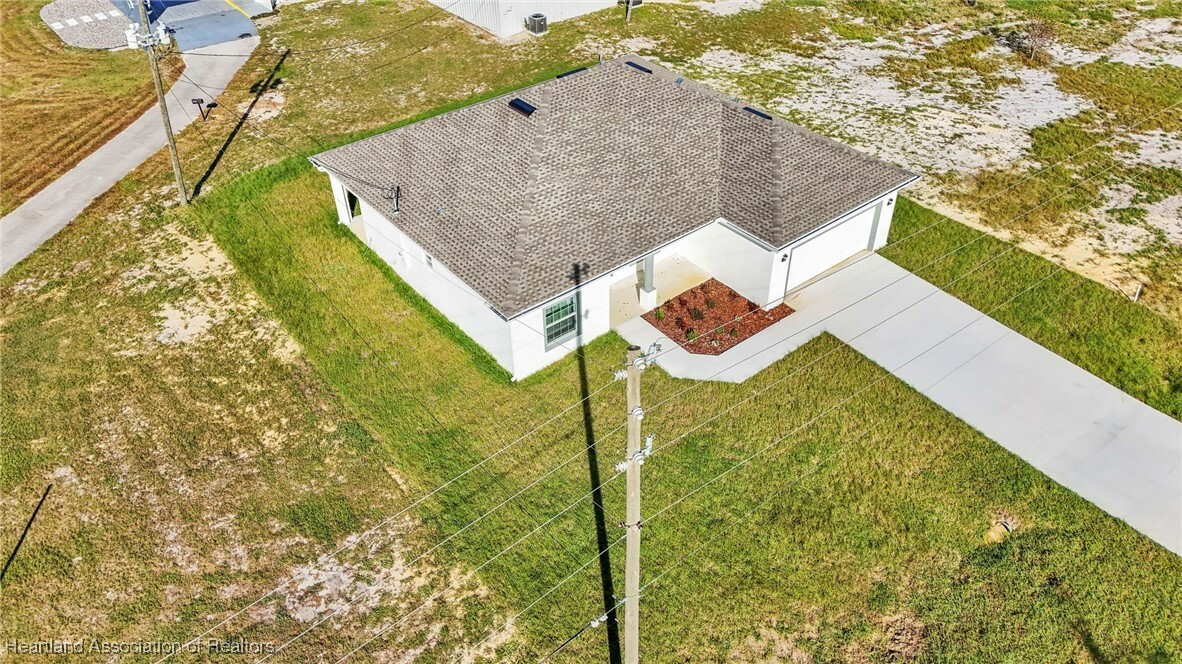 Property Photo:  19 N Irvington Road  FL 33825 