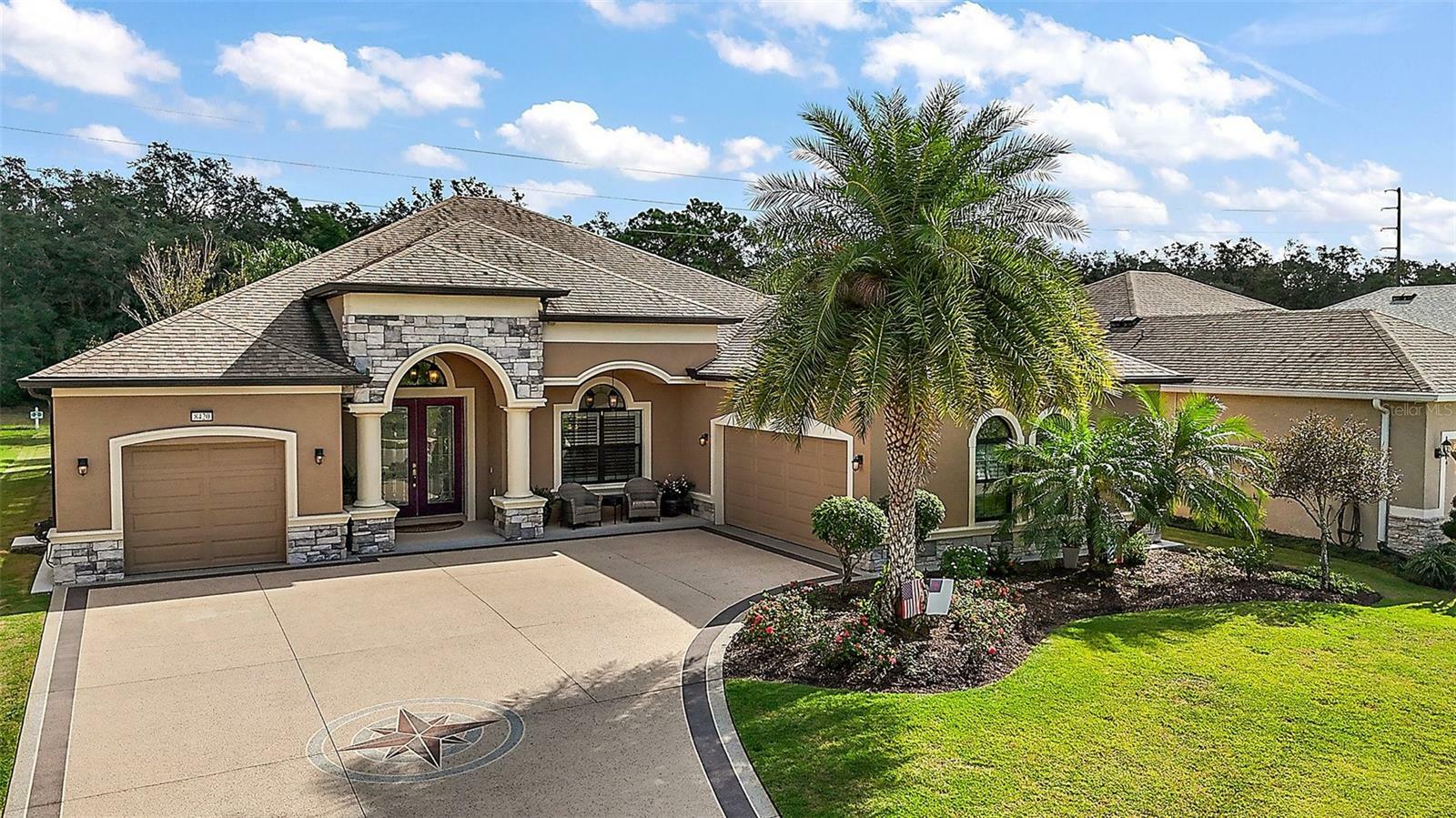 Property Photo: 8420 Bridgeport Bay Cir FL 32757