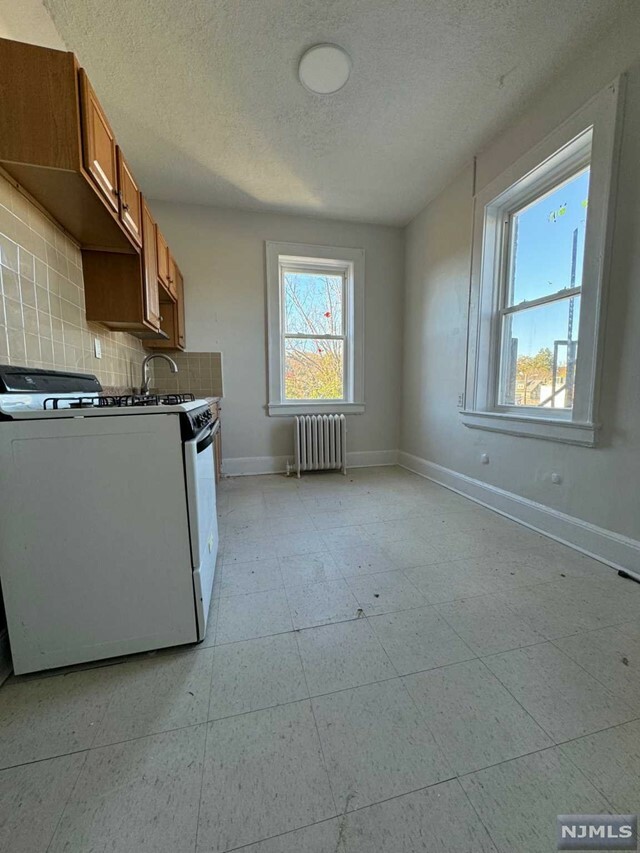 Property Photo:  418 Broad Street 3rd Fl  NJ 07003 