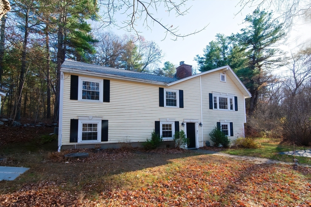 Property Photo:  989 Concord Rd  MA 01752 