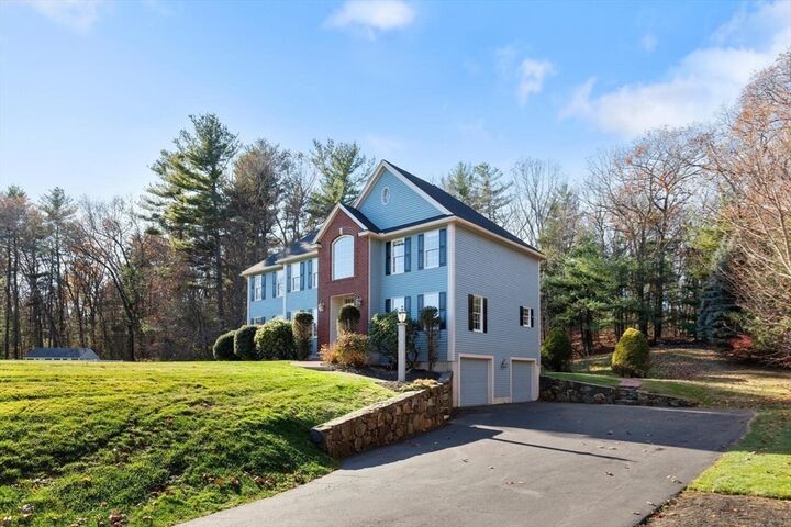 Property Photo:  11 Esty Way  MA 01834 