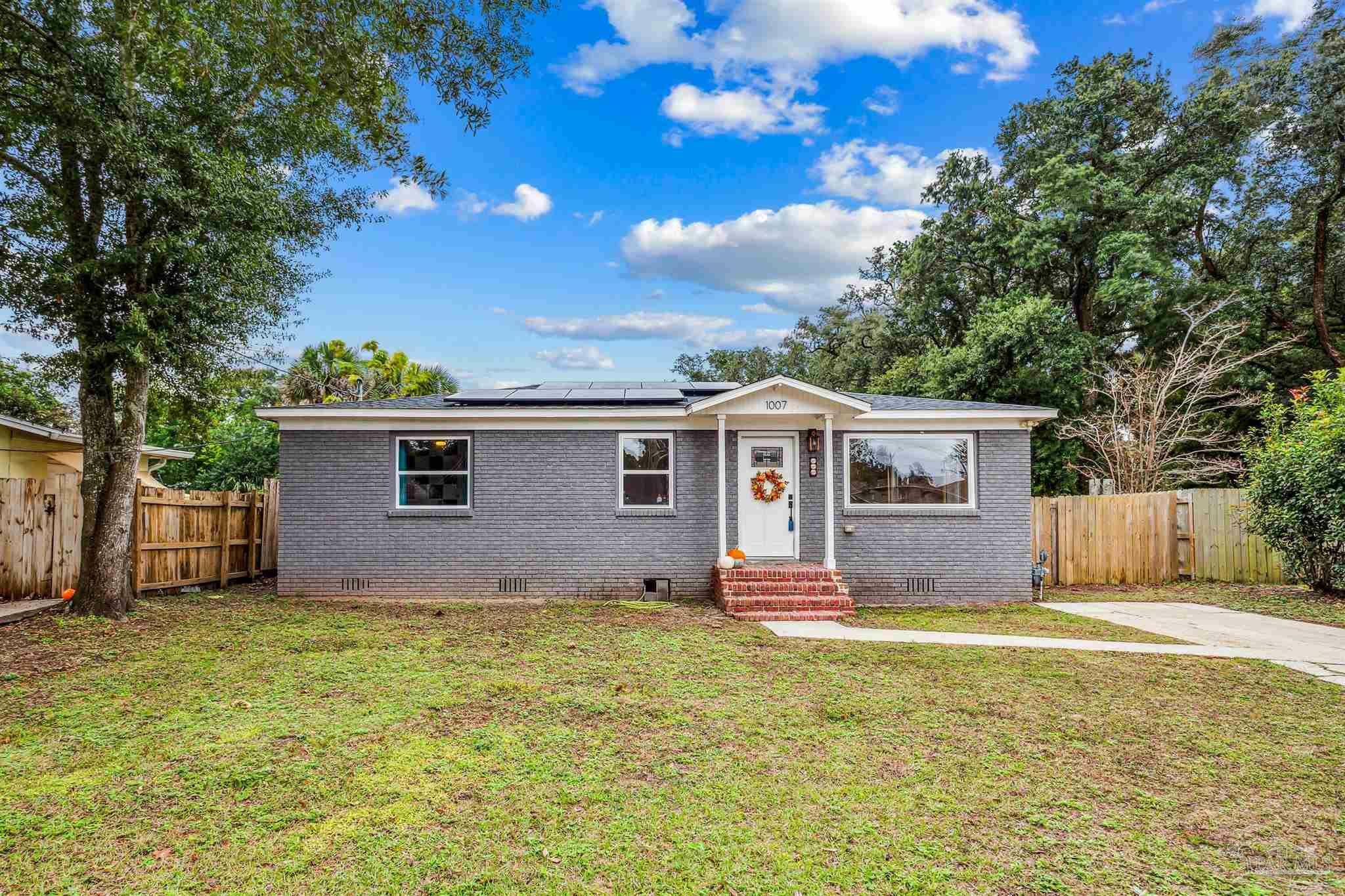 1007 E Fisher St  Pensacola FL 32503 photo