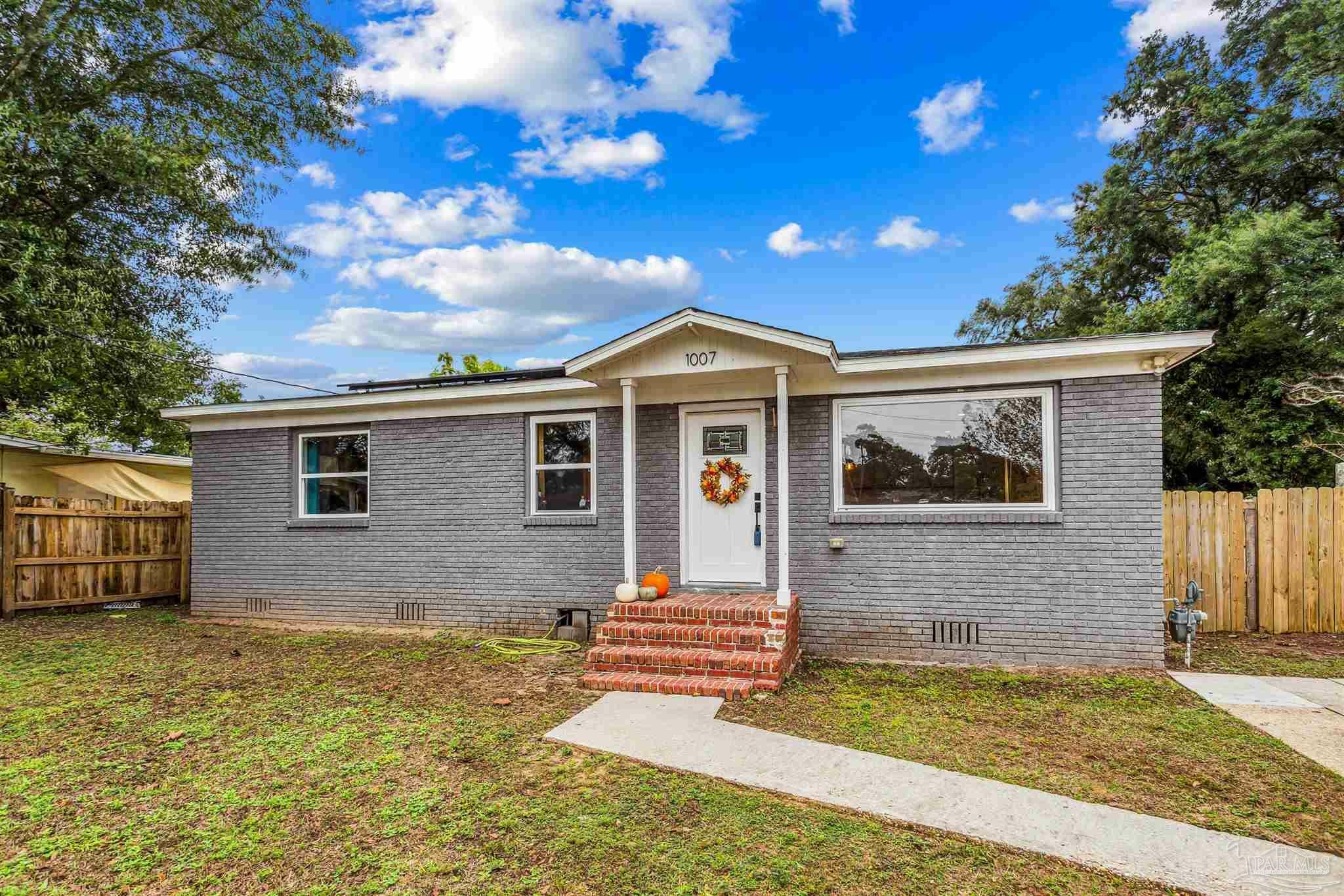 1007 E Fisher St  Pensacola FL 32503 photo