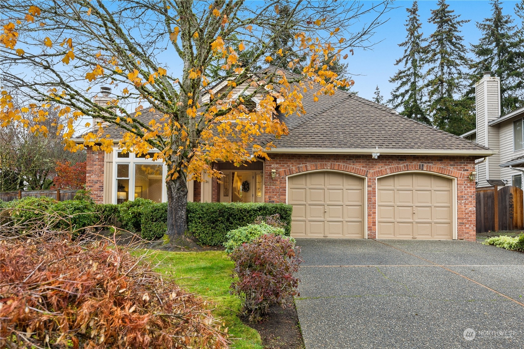 Property Photo:  14802 SE 66th Street  WA 98006 