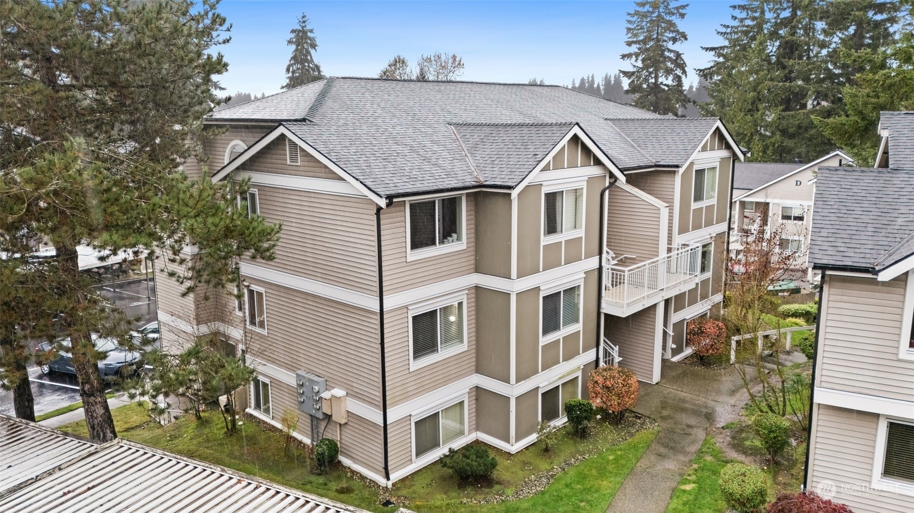 Property Photo:  16101 Bothell Everett Highway F102  WA 98012 