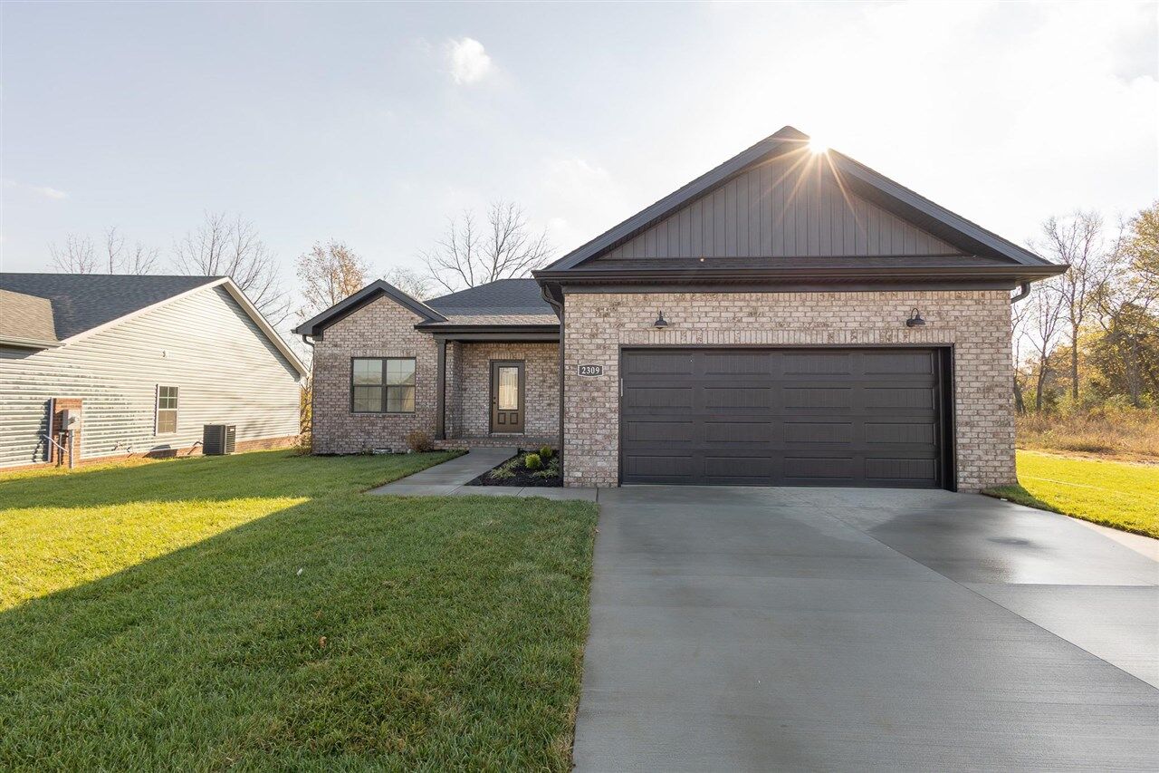 Property Photo:  2309 Cedar Pointe Lane  KY 42101 