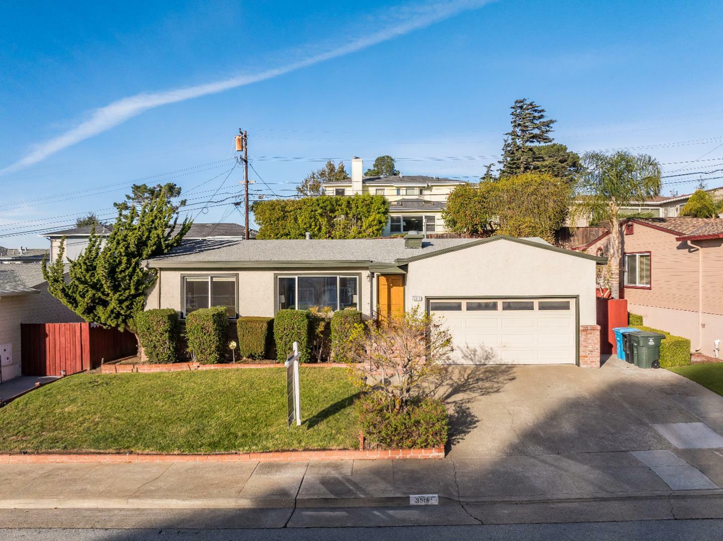 3919 Fernwood Street  San Mateo CA 94403 photo